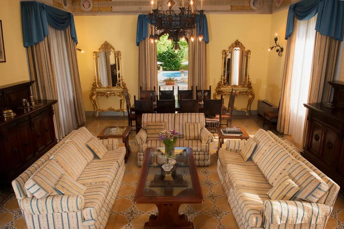 Villa Pieroni - Barga Castelvecchio Pascoli